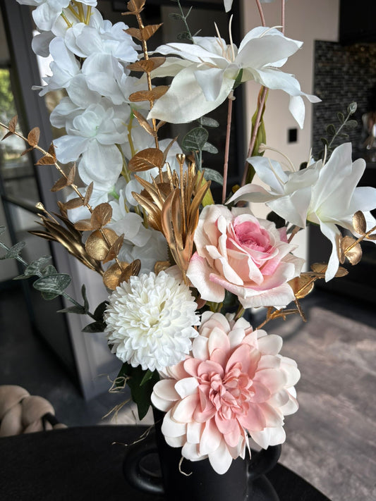 Bloemstuk LV Pink and white L