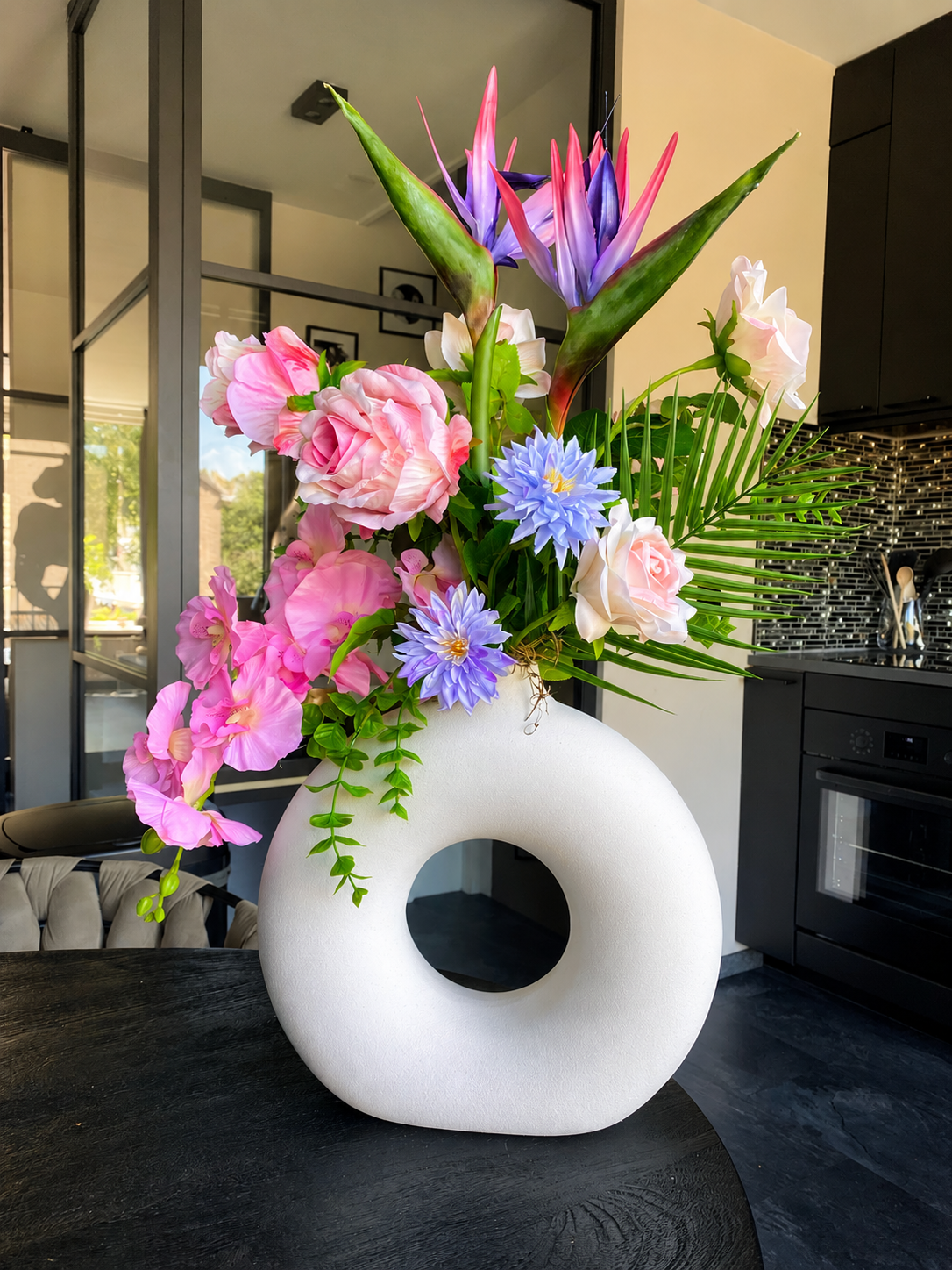 Kunstbloemen Boeket Roze Paars met Paradijsvogelbloemen in Witte Vaas