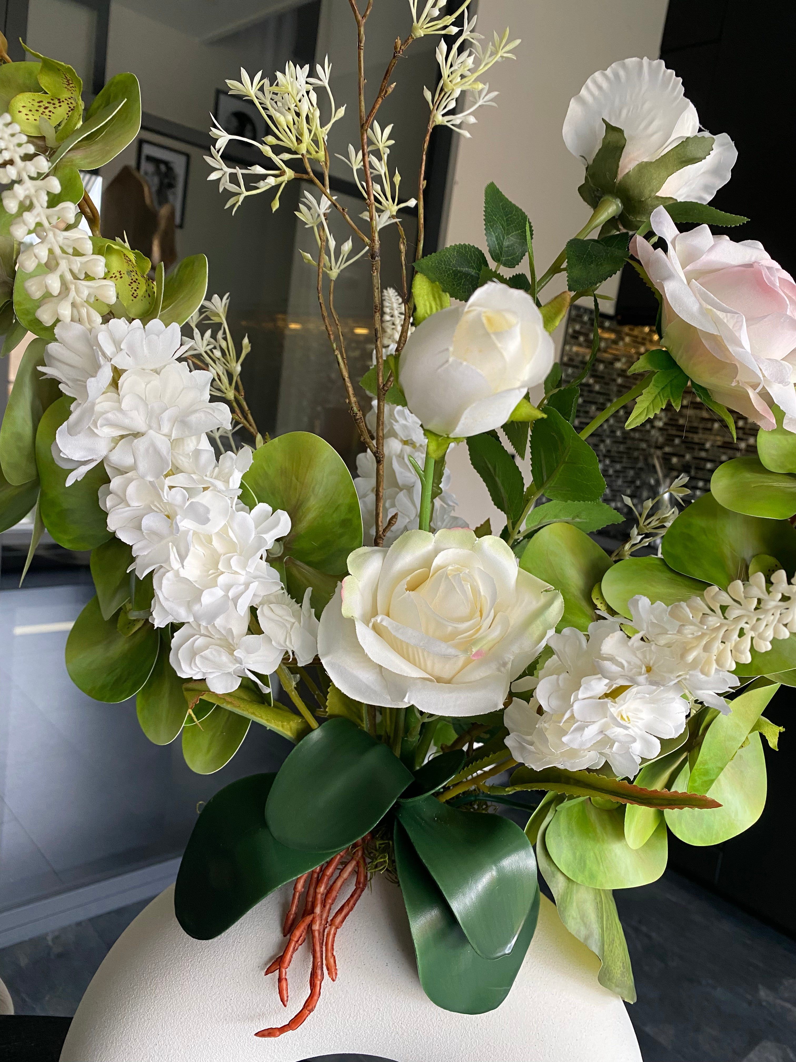 uxe Witte Orchidee Kunstbloemstuk met Design Vaas – 70 cm | GLDN Luxury