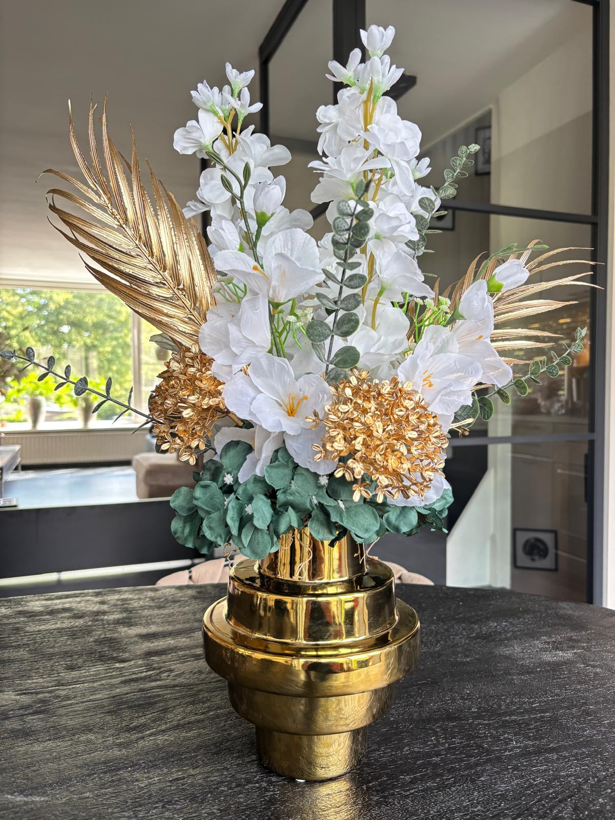 Bloemstuk Centre White Gold