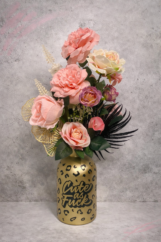 Bloemstuk Cute as F*ck