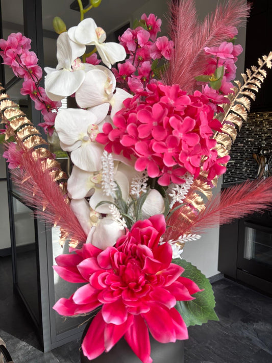 Bloemstuk Lets go pink XXXL