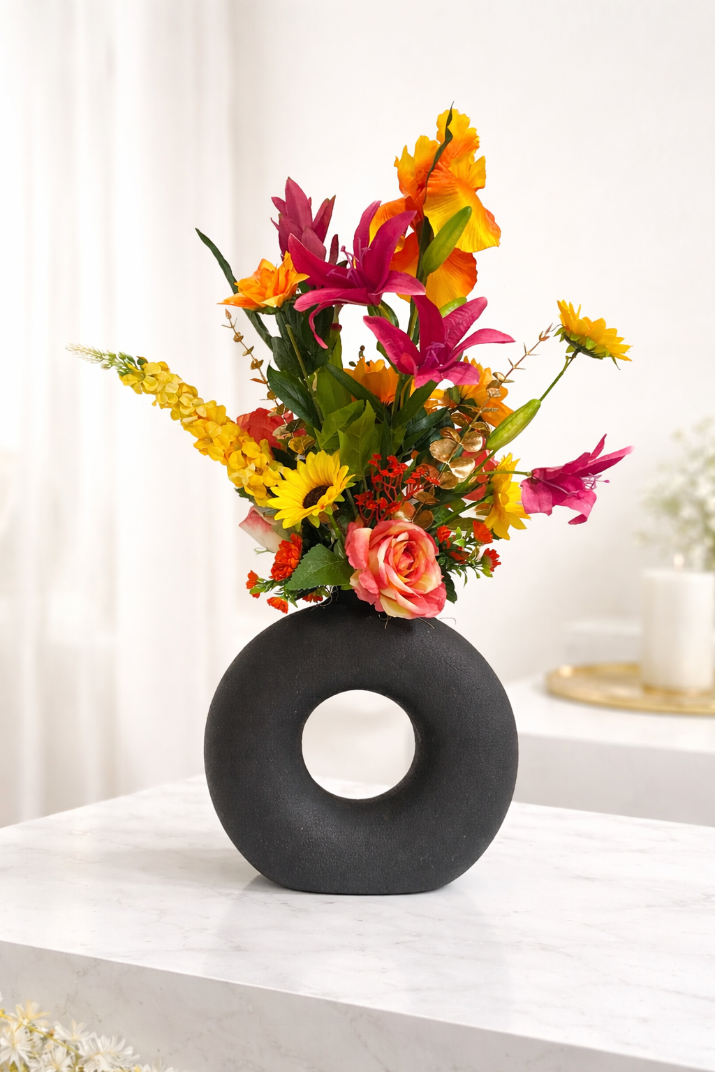 luxe kunstbloemen bloemstuk tropisch roze geel 70cm met vaas