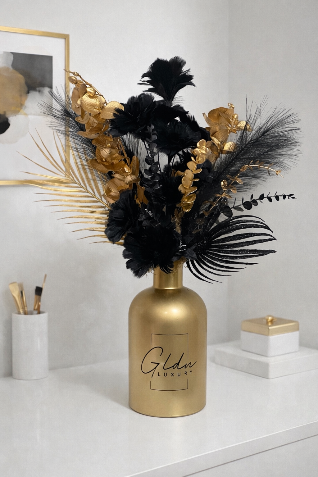 Luxury Bloemstuk Zwart Goud 70cm